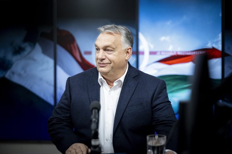 Orbán Viktor egykor hivatásos, fizetett Mikulás is volt