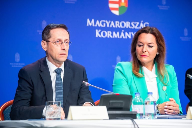 Rárepültek a magyarok az online értékpapírszámla-nyitásra