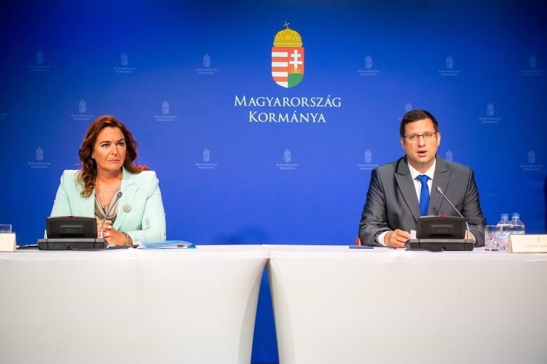Korai időpontban tesz bejelentéseket a magyar kormány