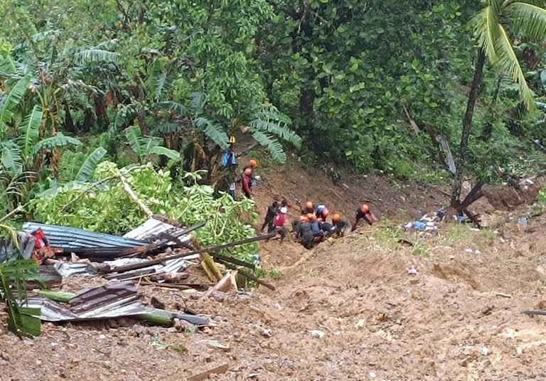 Több mint 100 ember halálát okozta egy földcsuszamlás Pápua Új-Guineában