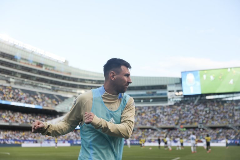 Kiderült az igazság Messi és Maradona kapcsolatáról