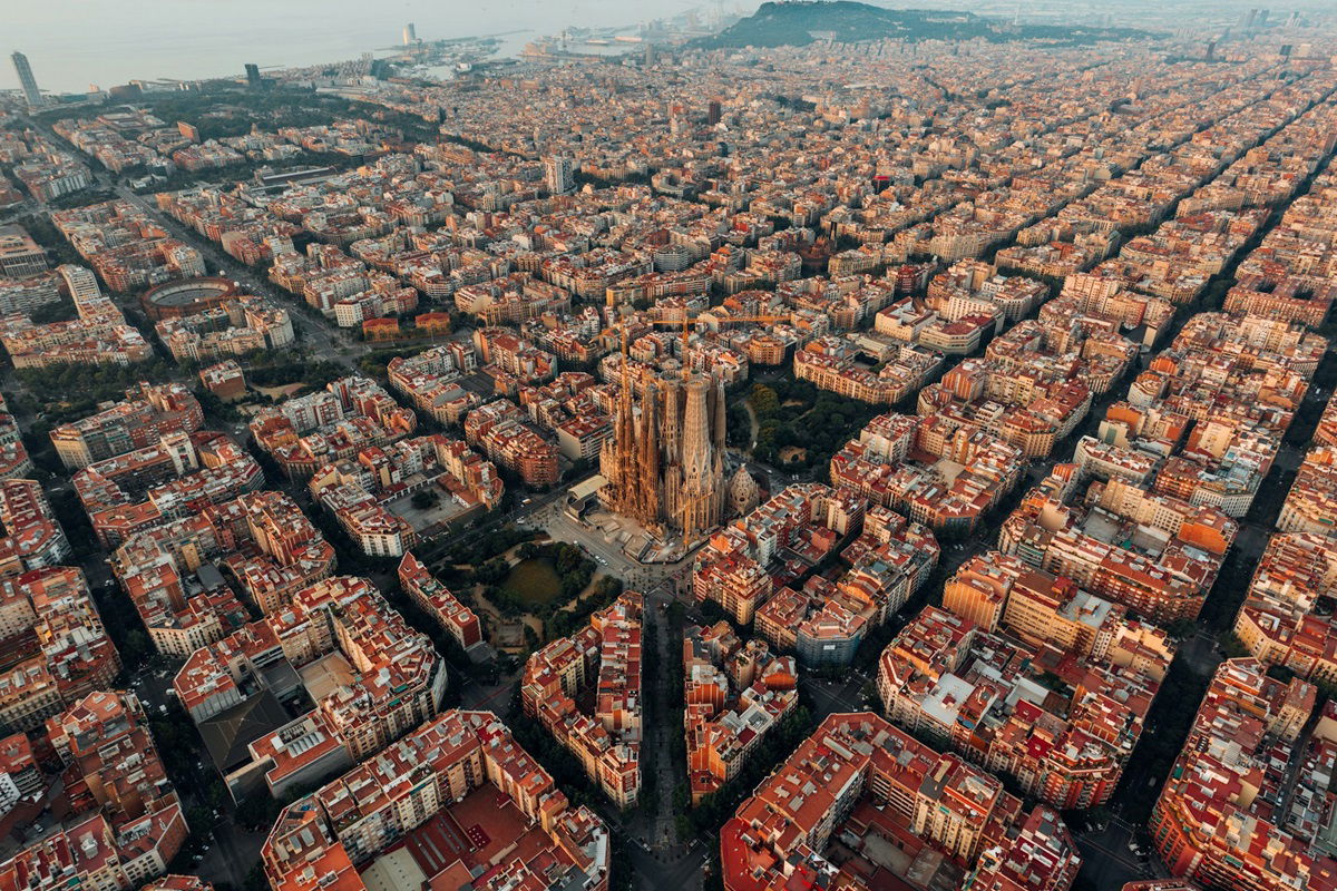 Radikális döntést hozott a turistákkal szemben Barcelona