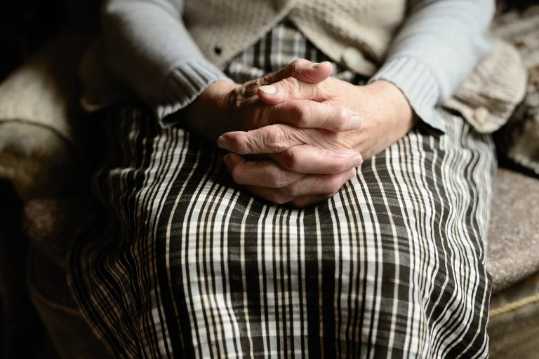 Nyugdíjszakértő: nagyon sok nyugdíjas életszínvonala kezd érzékelhetően lejjebb csúszni
