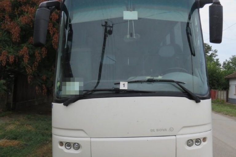 Nem akart várni a buszra, így inkább lopott egyet magának Békéscsabán