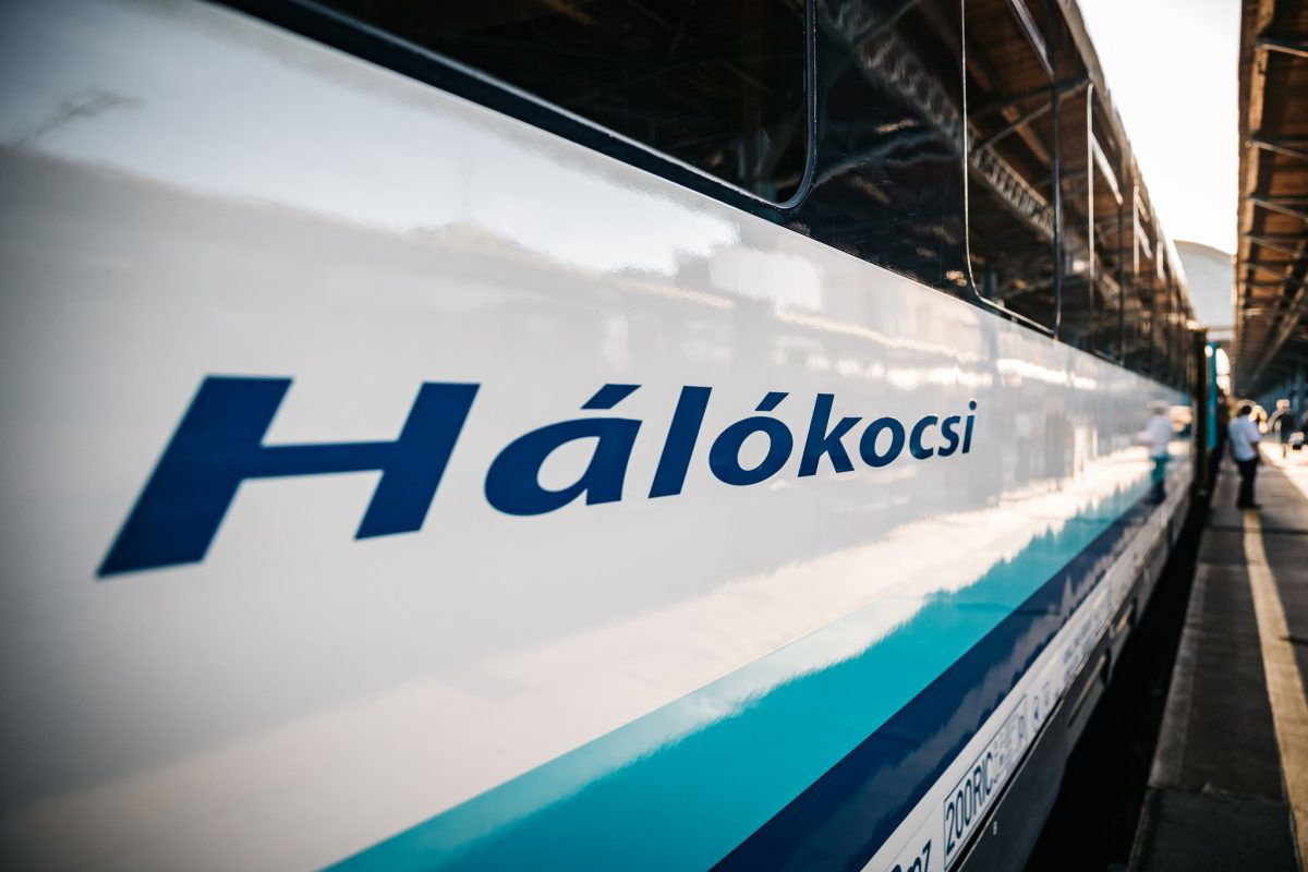 Dunaújváros és Simontornya között nem járnak a vonatok a heves esőzések miatt