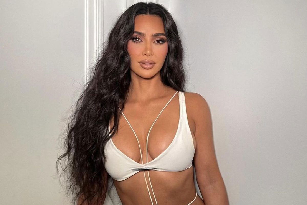 Szexi bikinis fotókat osztott meg Kim Kardashian