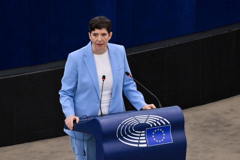 A DK is országos népszavazást kezdeményez Ukrajna EU-csatlakozásáról