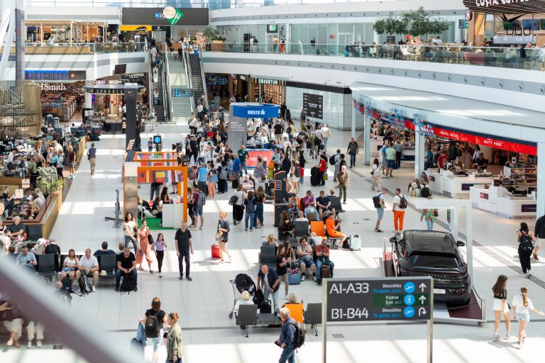 Több mint 5 kiló drogot találtak a ferihegyi repülőtéren