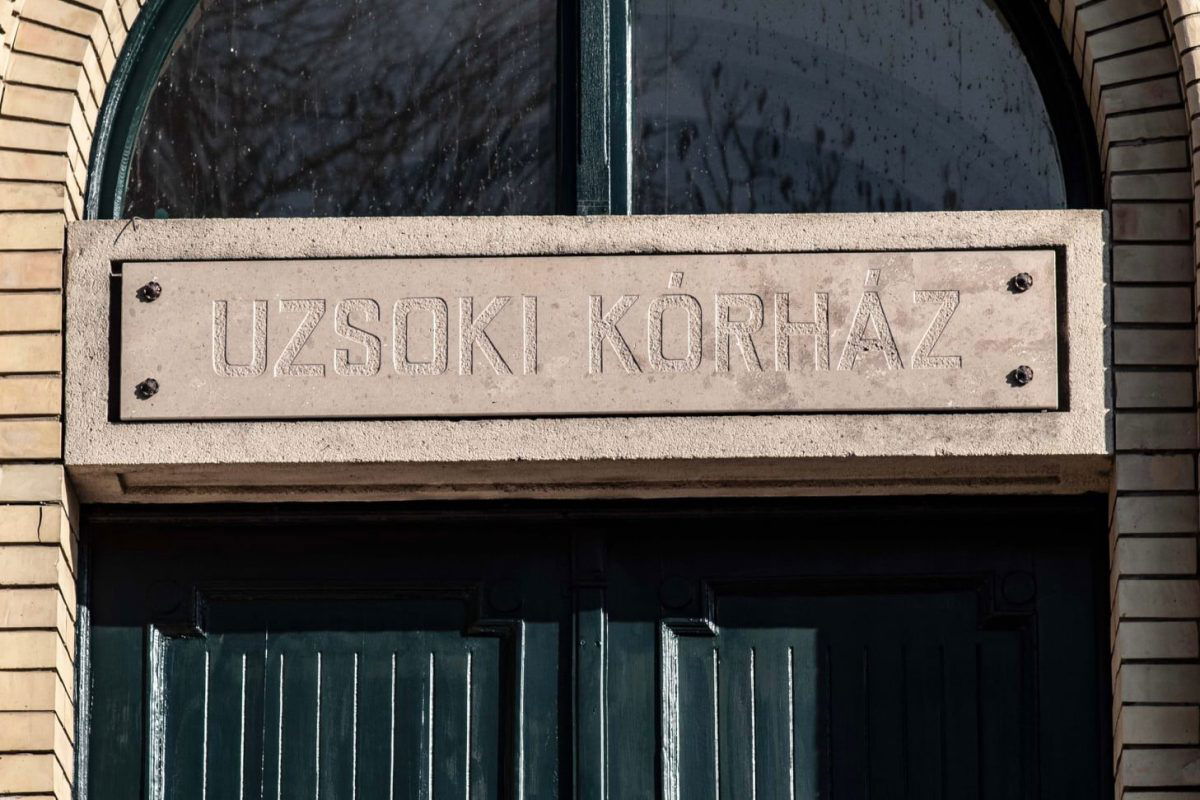 Hatósági vizsgálat indult az Uzsoki Kórház kiemelt betegellátási gyakorlata miatt