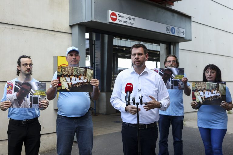 A 3-as metrón utazók most nagyon figyeljenek