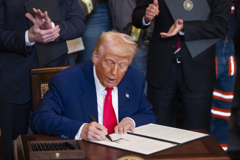 Ezek Donald Trump legszigorúbb vámjai, Európa is toplistás