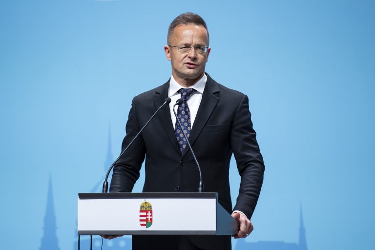 Szijjártó Péter szerint minősíthetetlen a nemrég kiutasított ukrán ügynök „patkányozása”
