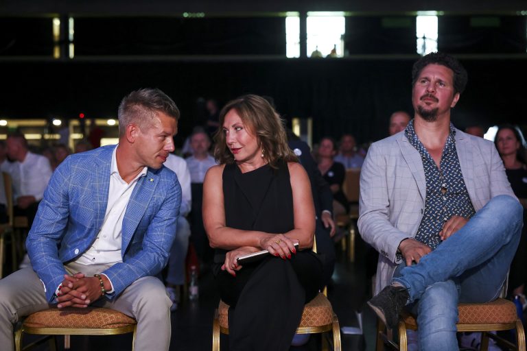 Magyar Péter újabb bejelentése: „Feljelentem Orbán Viktort”