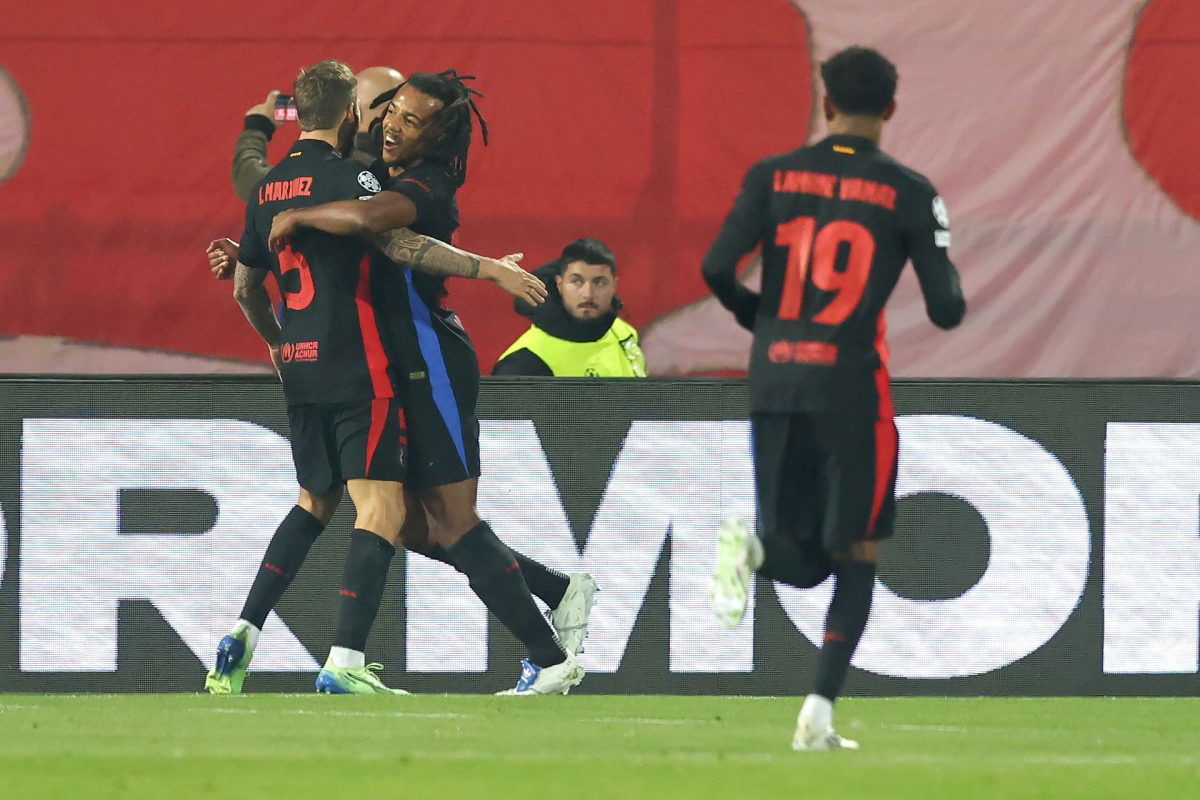 Legalább két hétre kidőlt a Barcelona alapembere, kihagyja a BL-visszavágót és az El Clásicót is