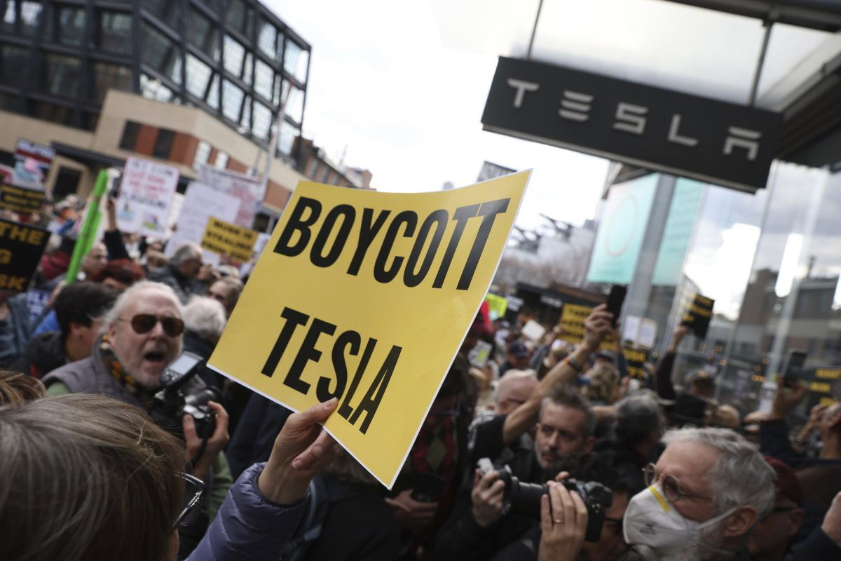 Elon Musk nagyon ideges az új pletykák miatt