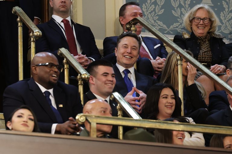 Elon Musk létrehozhatja saját „űrvárosát”