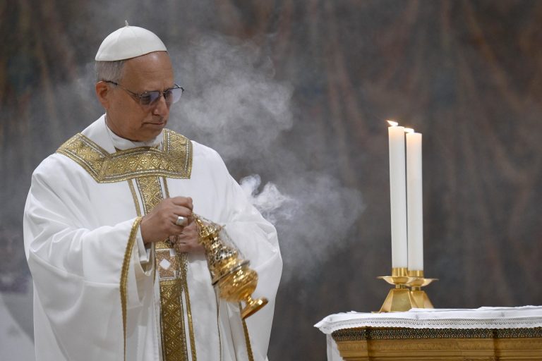 Az első amerikai pápa megválasztása megosztja a katolikus világot