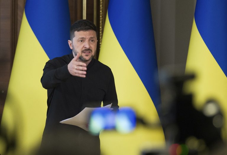 Zelenszkij elmondta, mit akar tenni Putyinnal