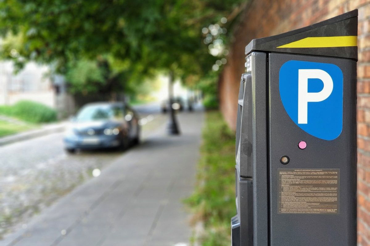 Újabb parkolási költségek emelkednek a fővárosban, ezt kell tudni