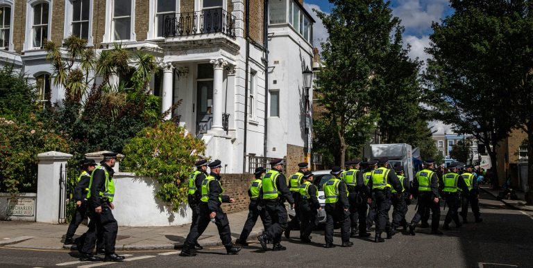 Egyszerre öt embert késeltek meg Londonban, nagy erőkkel zajlik a nyomozás