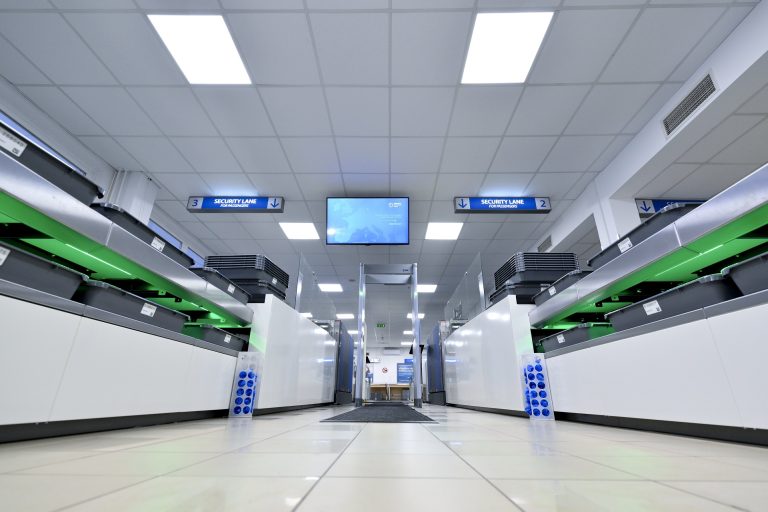 Két hónap után máris megszűnnek az egyik légitársaság frissen indított debreceni járatai